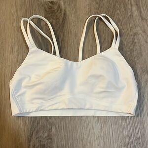 Like a cloud bra b/c cup lululemon white size 6